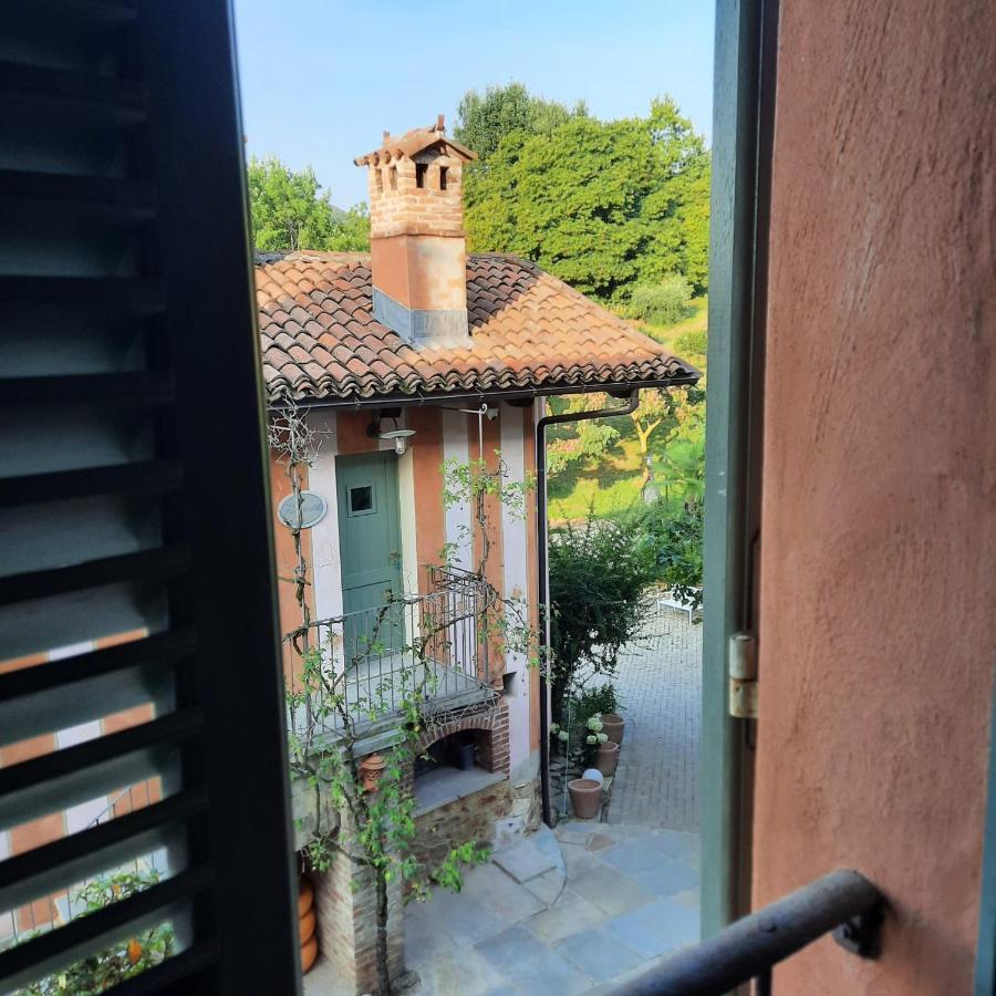 Segnavento -Rooms And Suites- Manta Esterno foto