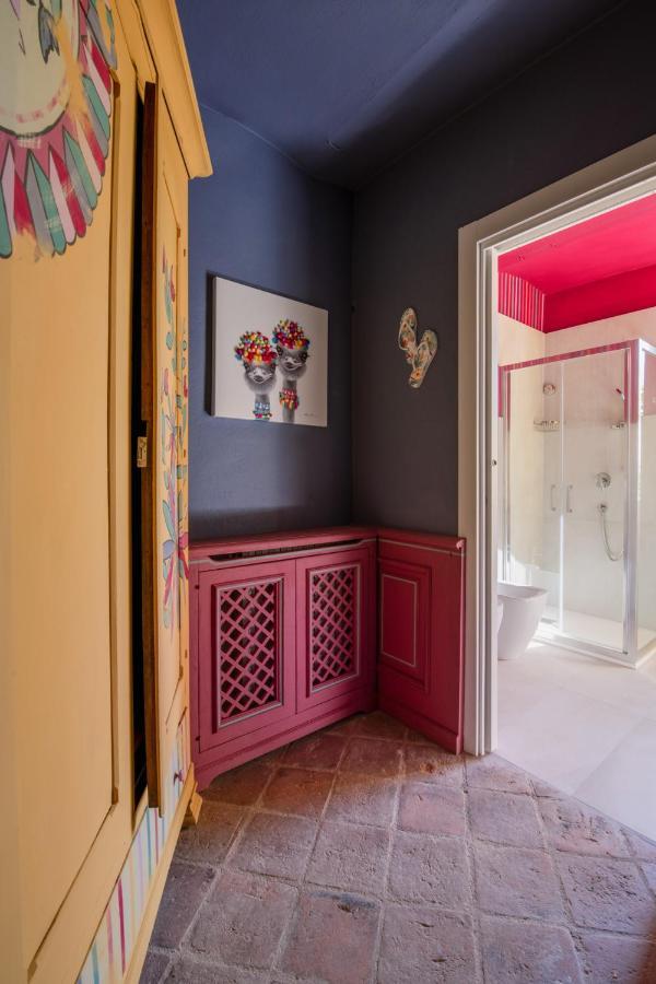 Segnavento -Rooms And Suites- Manta Esterno foto