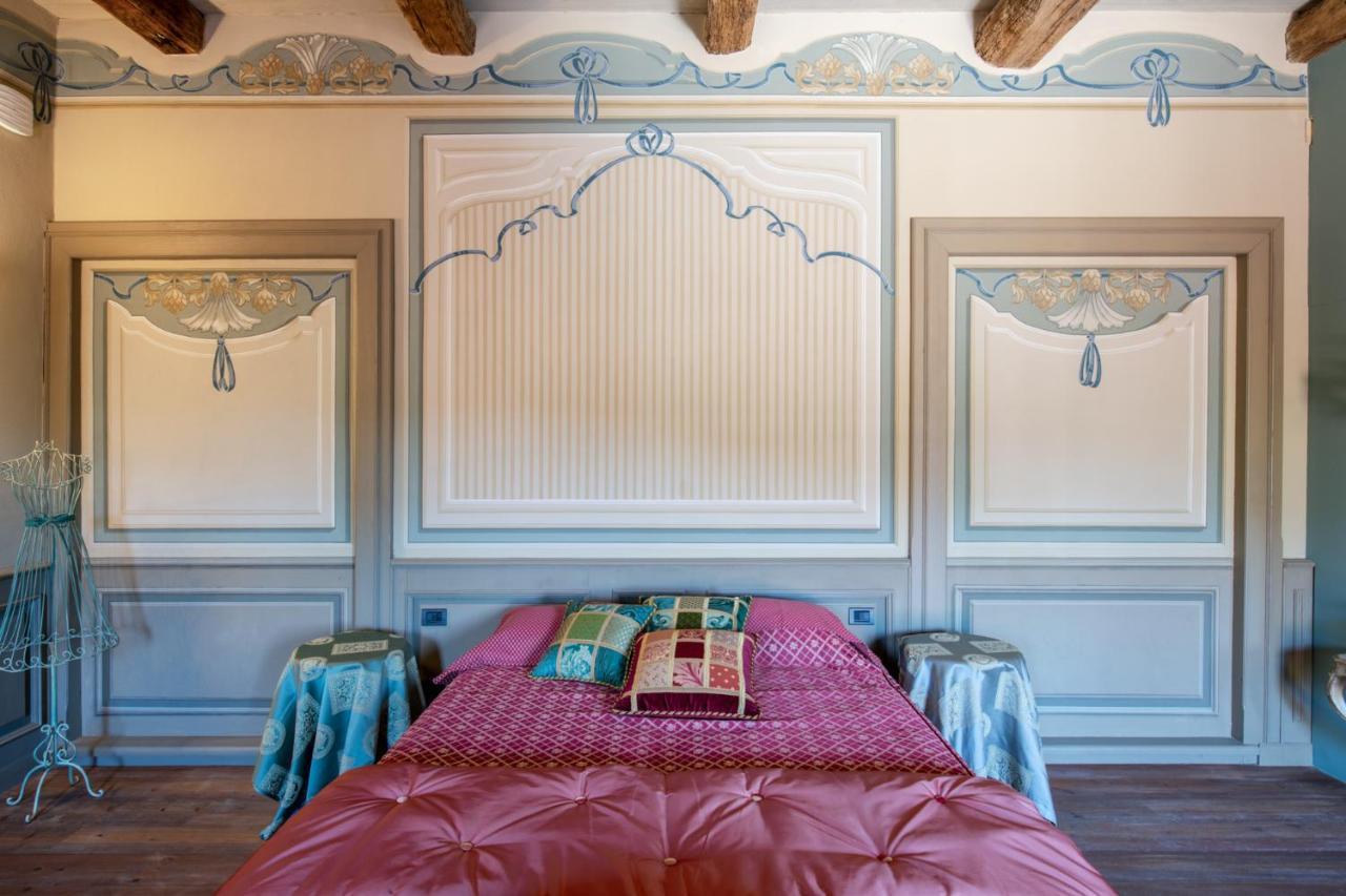 Segnavento -Rooms And Suites- Manta Esterno foto